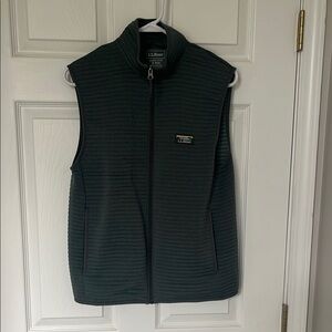 L.L. Bean Airlight Ribbed Cotton Green Vest